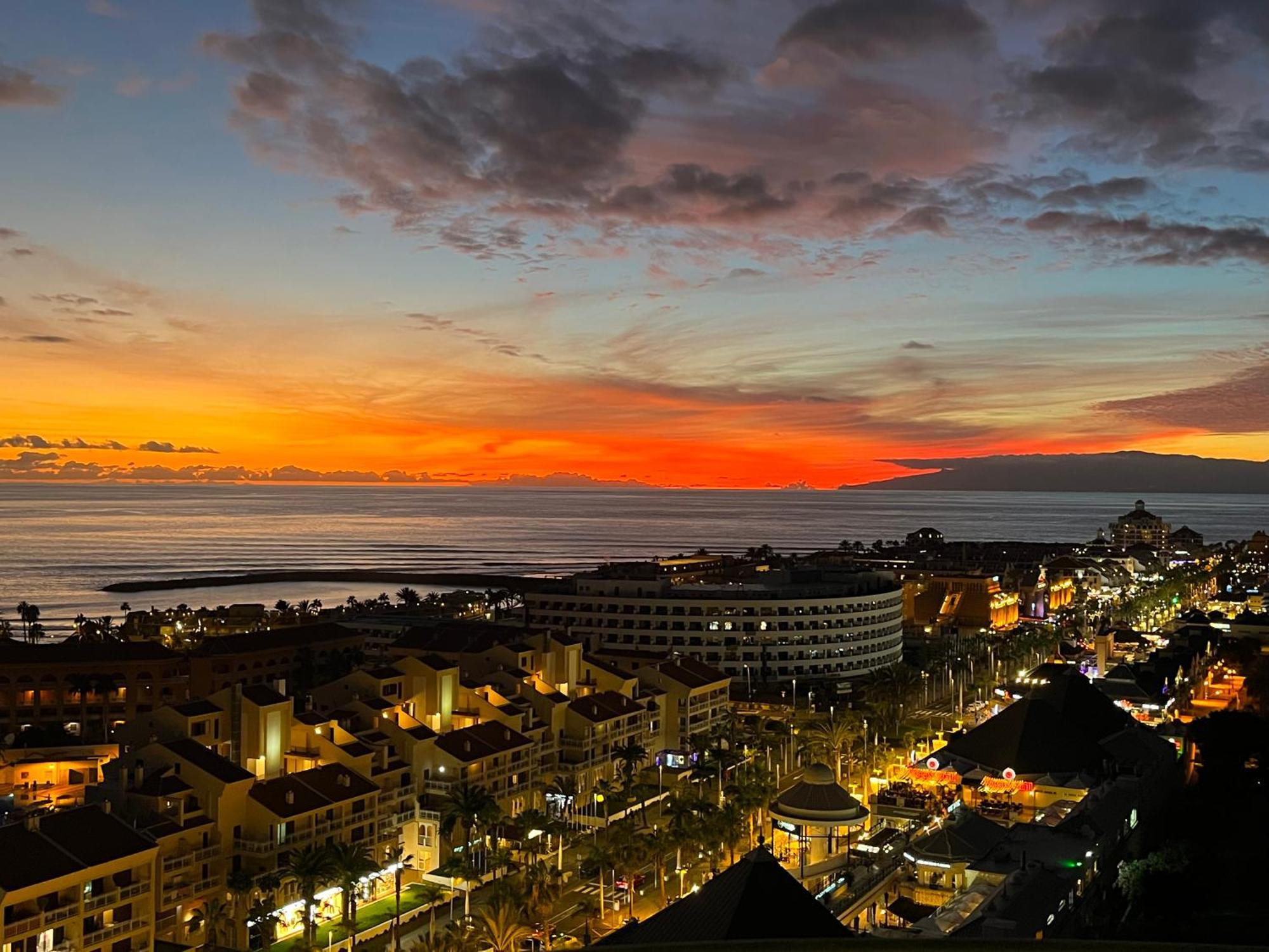 شقة Torres Del Sol 14 Floor Ocean'S Balcony أرونا المظهر الخارجي الصورة