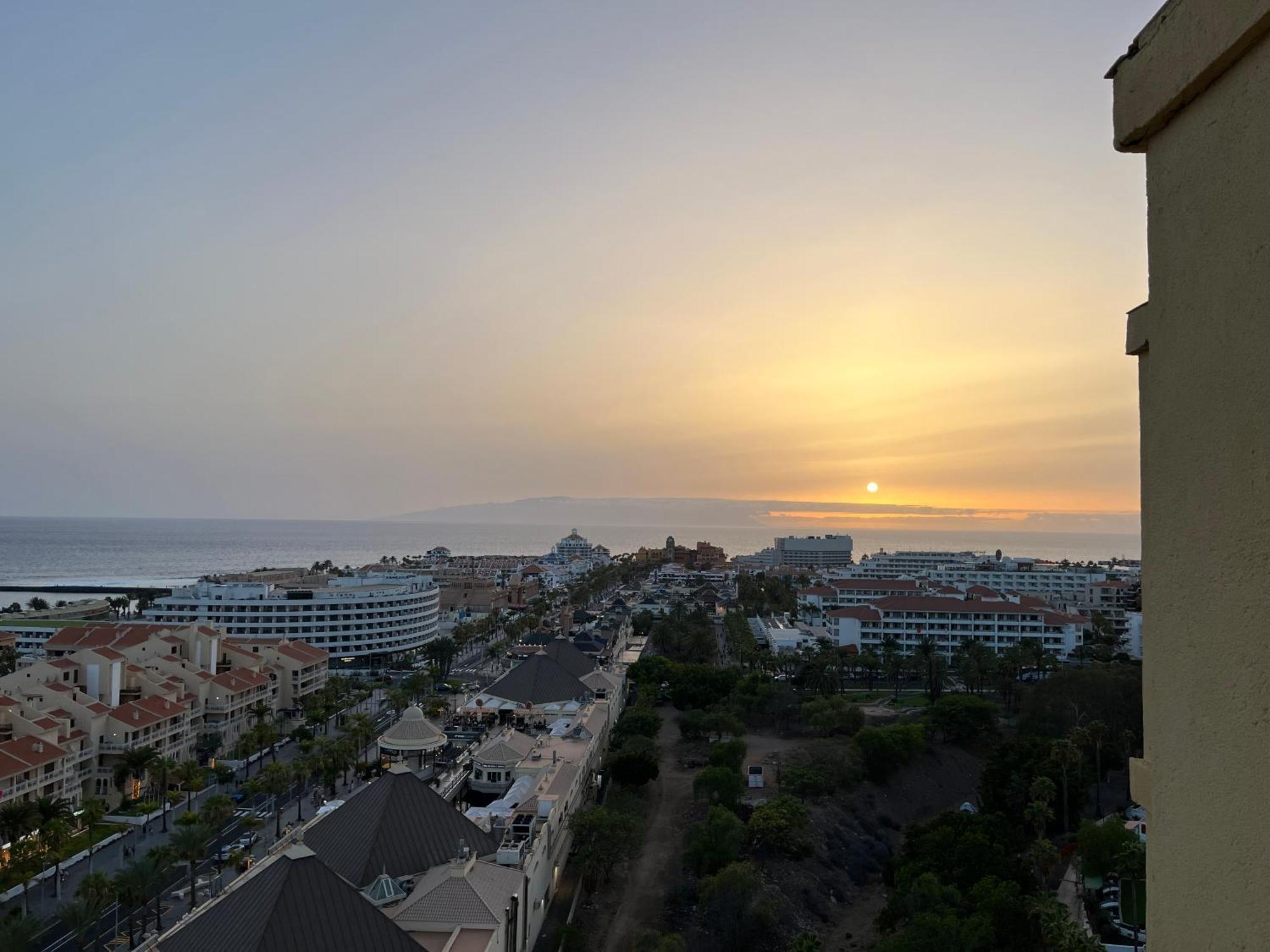 شقة Torres Del Sol 14 Floor Ocean'S Balcony أرونا المظهر الخارجي الصورة